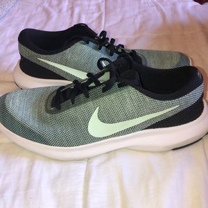 Teal Nike Running Shoes